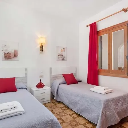 Cala Galdana Sleeps 13 Pool Wifi