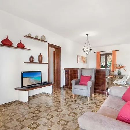 Cala Galdana Sleeps 13 Pool Wifi * Cala Galdana (Menorca)